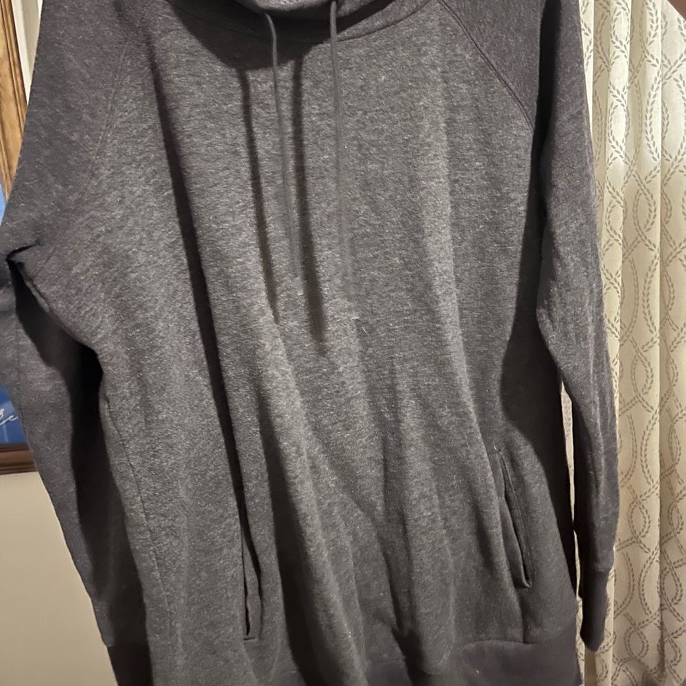 Tek Gear Gray Sweatshirt